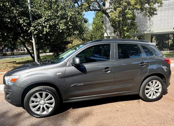 MITSUBISHI ASX 2.0 4X2 16V GASOLINA 4P AUTOMÁTICO MITSUBISHI ASX 2.0 4X2 16V GASOLINA 4P AUTOMÁTICO